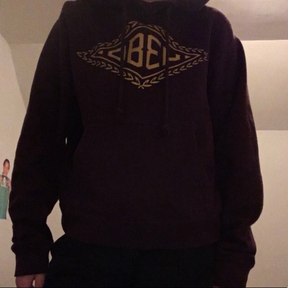 Obey sweatshirt